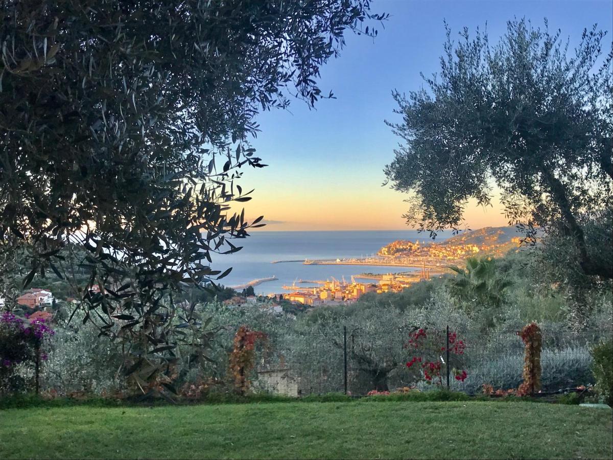 Le Jardin Sur Mer Avec Bike Et Mtb Tour Hotel Imperia Luaran gambar