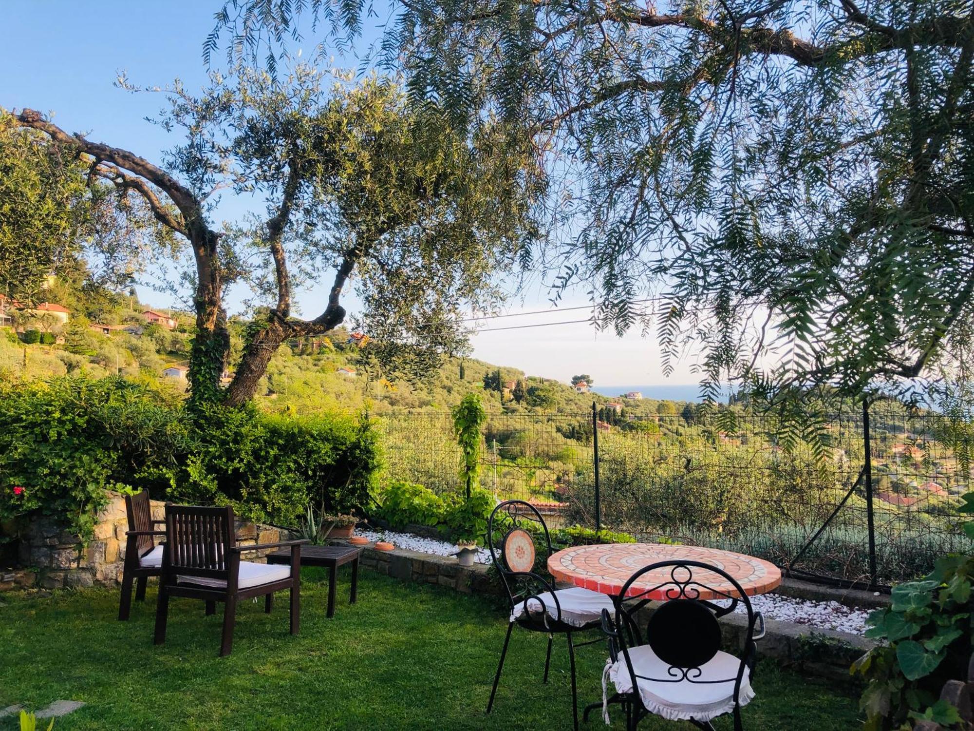 Le Jardin Sur Mer Avec Bike Et Mtb Tour Hotel Imperia Luaran gambar